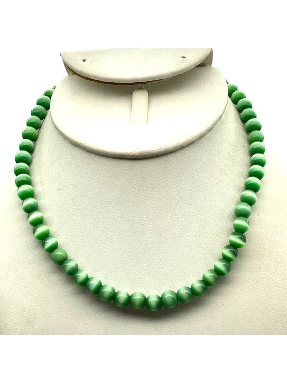 Vintage Green Tigers Eye Choker, Polished Sphere Beaded Necklace with Fantastic